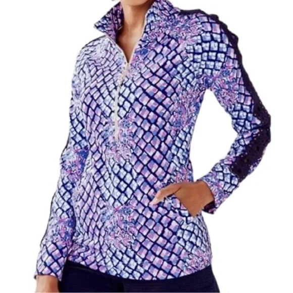 Lilly Pulitzer Skipper Popover Top - Picture 2 of 9